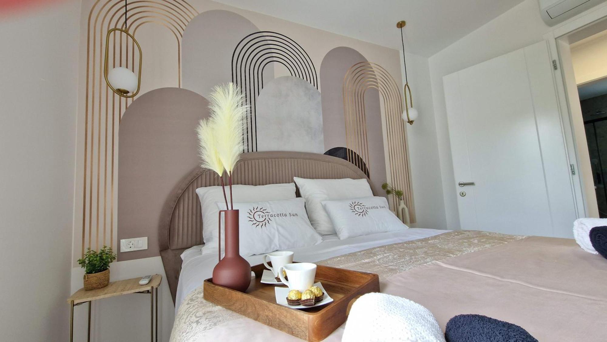 Luxury Terracotta Sun With Private Jacuzzi And Garden Apartament Novalja