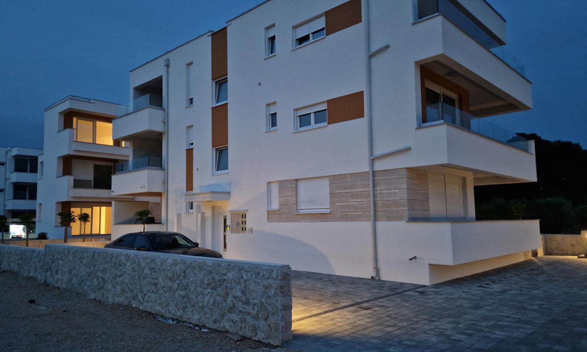 Luxury Terracotta Sun With Private Jacuzzi And Garden Apartament Novalja